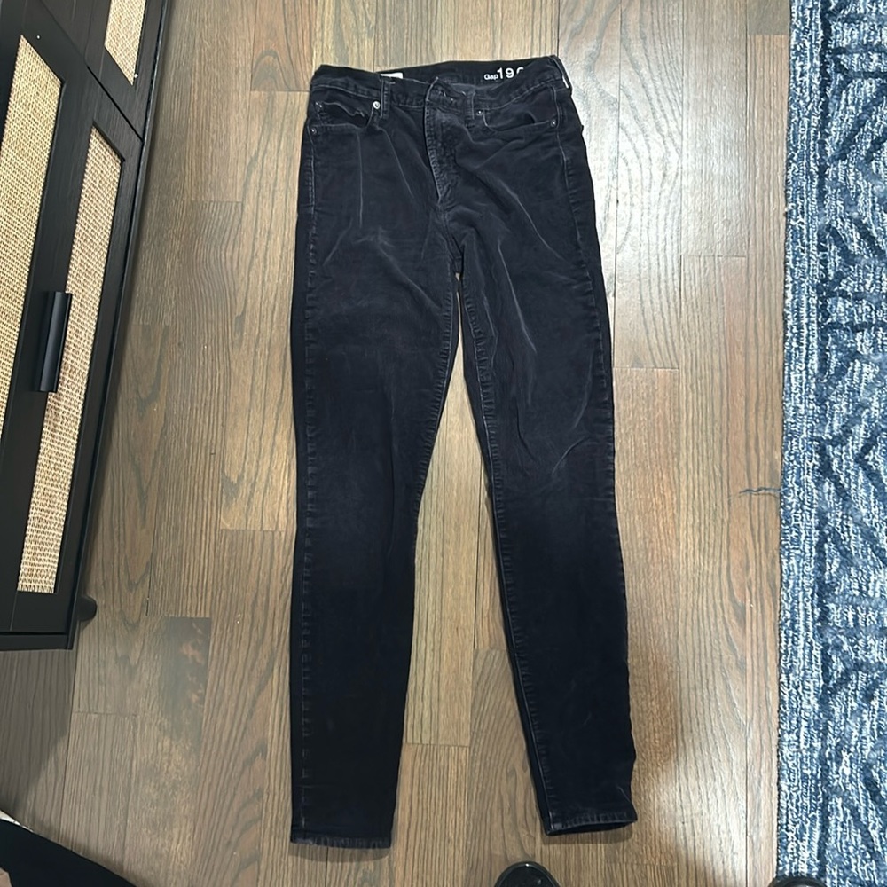 Gap corduroy, skinny, high-rise pants, size 28